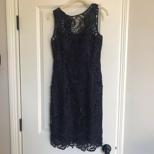 Adrienna Papell Navy Lace dress SZ 2 EUC